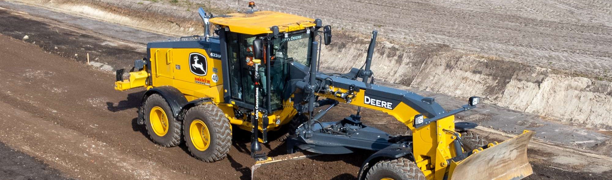 Grader John Deere